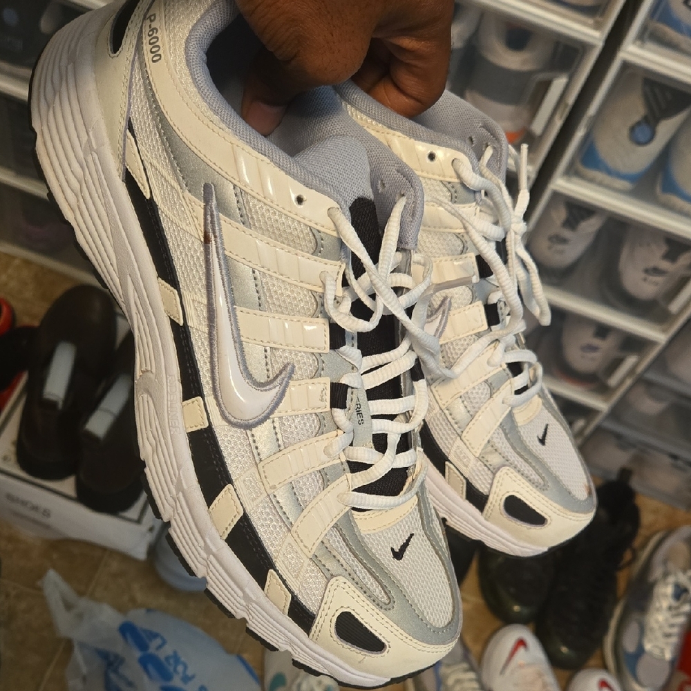 Nike P6000 White and Black Running Shoes Sz 11